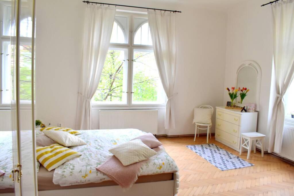 Bedroom With Sauna Lejlighed Prag